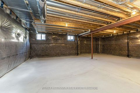 Photo 32 at 54 Gretzky Avenue, Rural Barrie Southeast, Barrie