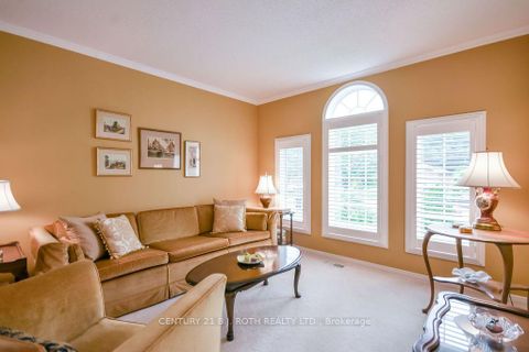 Photo 4 at 62 Benson Drive, Northwest, Barrie