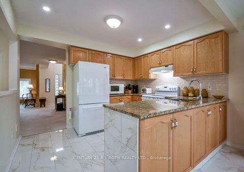 Photo 8 at 62 Benson Drive, Northwest, Barrie