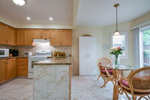 Photo 10 at 62 Benson Drive, Northwest, Barrie