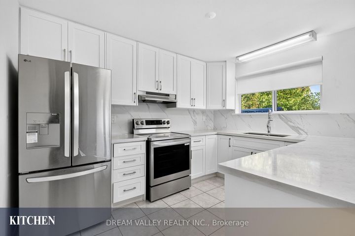 Photo 11 at 51 Sloley Road, Cliffcrest, Toronto