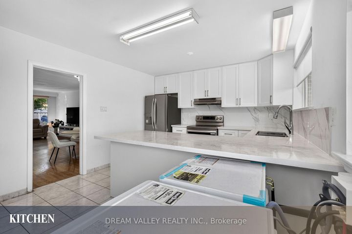 Photo 13 at 51 Sloley Road, Cliffcrest, Toronto