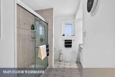 Photo 21 at 51 Sloley Road, Cliffcrest, Toronto
