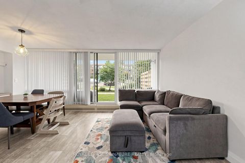 Photo 11 at 116 - 1801 O'Connor Drive, Victoria Village, Toronto