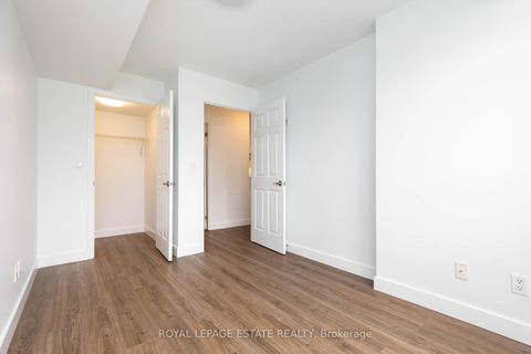 Photo 13 at 822 - 3650 Kingston Road, Scarborough Village, Toronto
