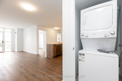 Photo 21 at 822 - 3650 Kingston Road, Scarborough Village, Toronto