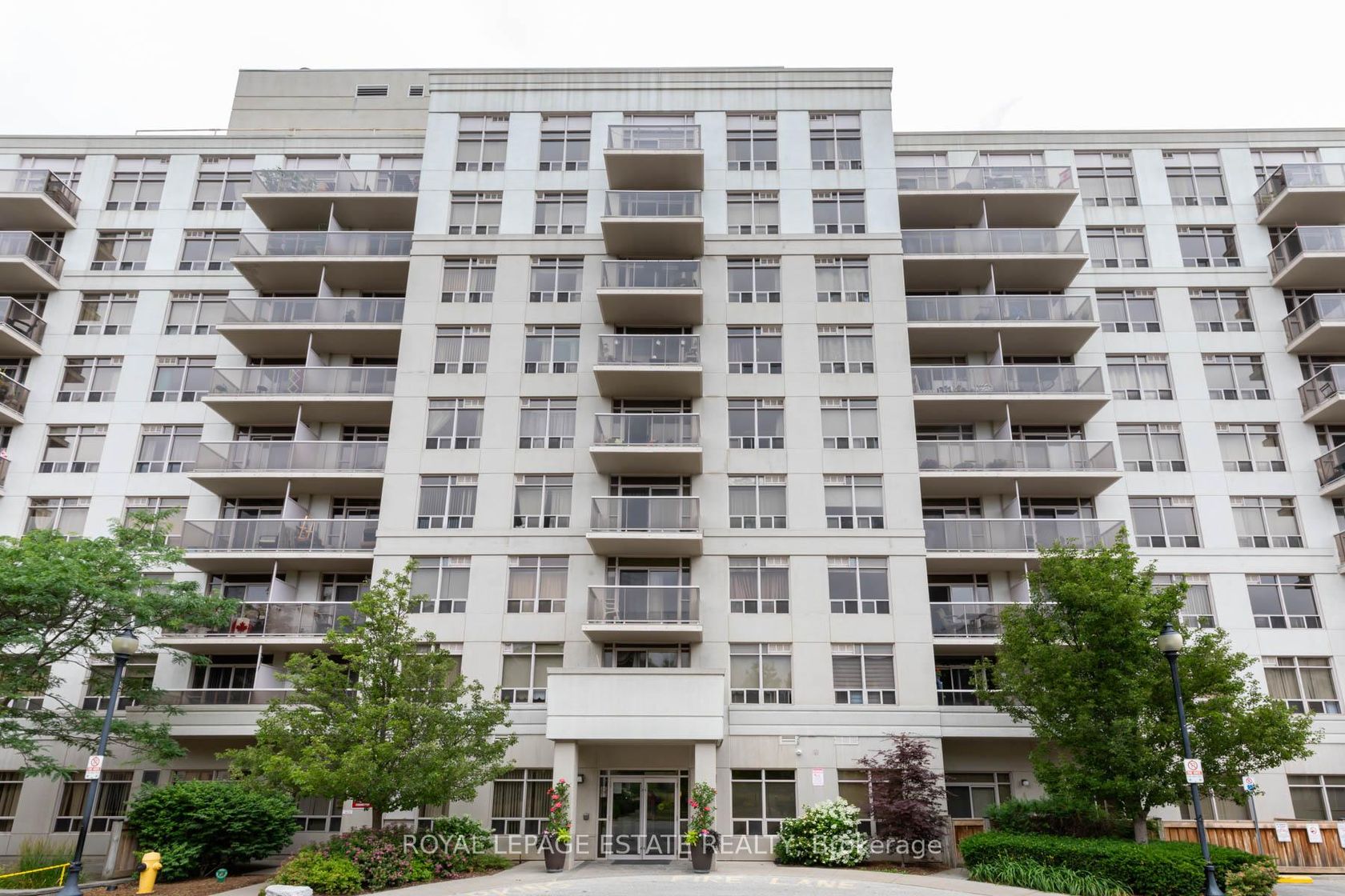 822 - 3650 Kingston Road, Scarborough Village, Toronto 