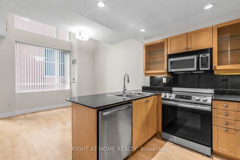 Photo 5 at 1705 - 80 Cumberland Street, Annex, Toronto