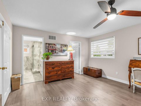Photo 17 at 129 Franklin Avenue, Yorkhill, Vaughan