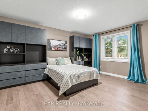 Photo 20 at 129 Franklin Avenue, Yorkhill, Vaughan