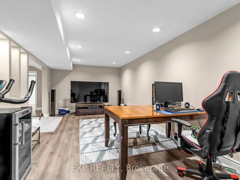 Photo 26 at 129 Franklin Avenue, Yorkhill, Vaughan
