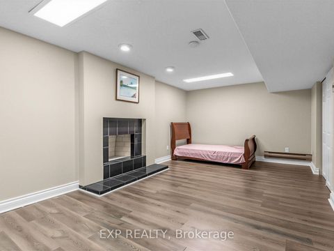 Photo 27 at 129 Franklin Avenue, Yorkhill, Vaughan