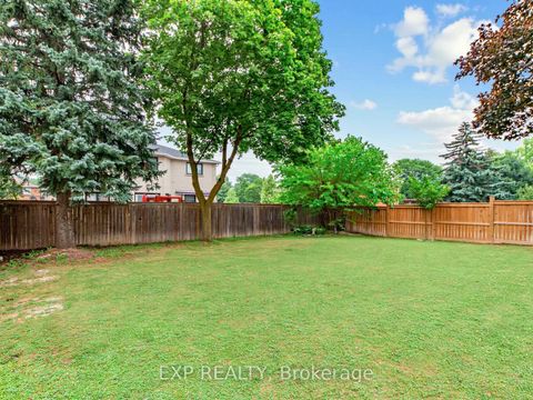 Photo 31 at 129 Franklin Avenue, Yorkhill, Vaughan