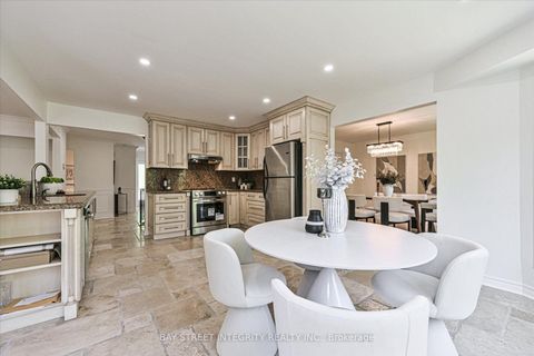 Photo 10 at 151 Old Surrey Lane, South Richvale, Richmond Hill