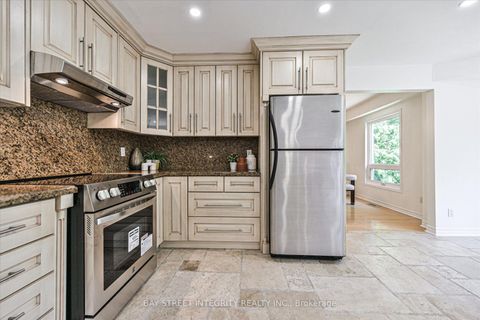 Photo 12 at 151 Old Surrey Lane, South Richvale, Richmond Hill