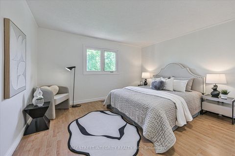 Photo 28 at 151 Old Surrey Lane, South Richvale, Richmond Hill