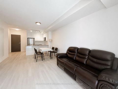 Photo 4 at 325 - 3270 Sheppard Avenue E, Sullivan, Toronto