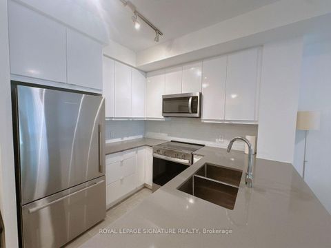 Photo 5 at 325 - 3270 Sheppard Avenue E, Sullivan, Toronto