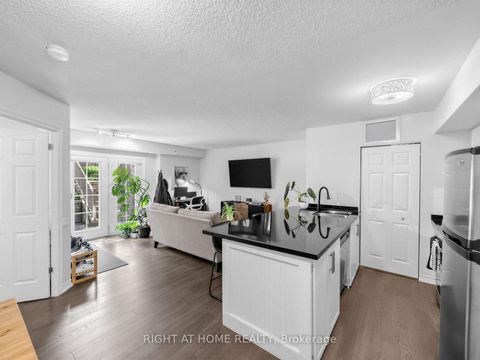 Photo 12 at 61 - 95 The Queensway, Swansea, Toronto