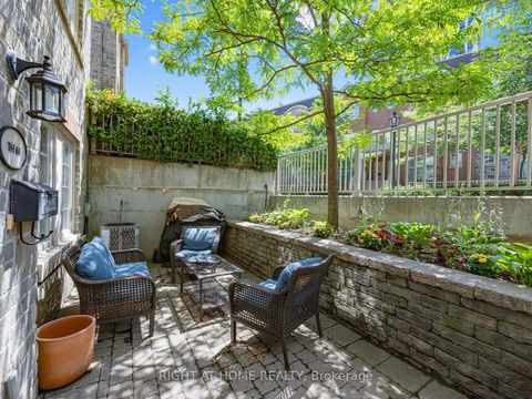 Photo 16 at 61 - 95 The Queensway, Swansea, Toronto