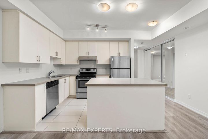 Photo 5 at A04 - 26 Bruce Street, East Woodbridge, Vaughan