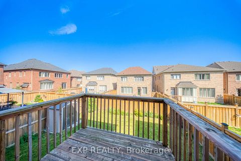 Photo 13 at 8 Prosperity Way, Holland Landing, East Gwillimbury