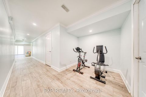 Photo 30 at 8 Prosperity Way, Holland Landing, East Gwillimbury