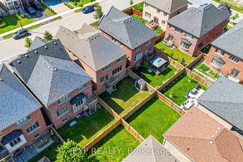 Photo 36 at 8 Prosperity Way, Holland Landing, East Gwillimbury