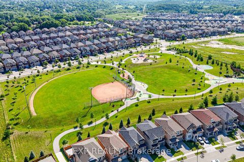 Photo 38 at 8 Prosperity Way, Holland Landing, East Gwillimbury