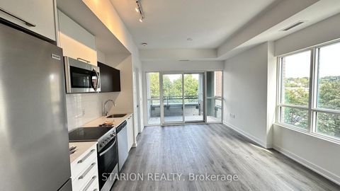 Photo 13 at 513 - 25 Neighbourhood Lane, Queensway, Toronto