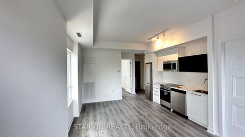 Photo 15 at 513 - 25 Neighbourhood Lane, Queensway, Toronto