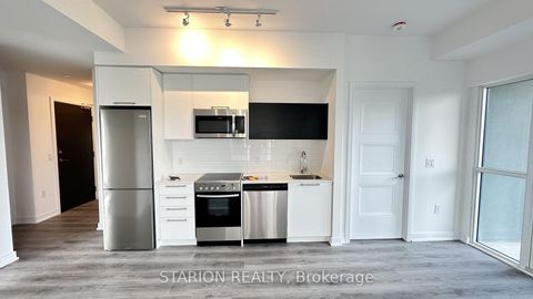 Photo 17 at 513 - 25 Neighbourhood Lane, Queensway, Toronto