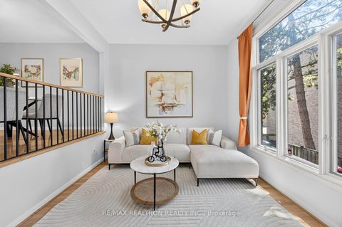 Photo 3 at 36 - 100 Burrows Hall Boulevard, Malvern, Toronto