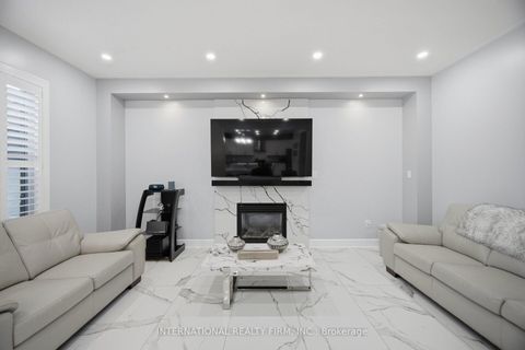 Photo 8 at 84 Fred Young Drive, CFB, Toronto