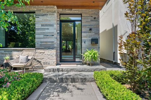 Photo 2 at 20 Duart Park Road, The Beaches, Toronto