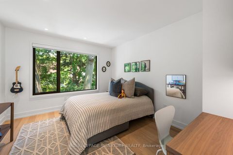 Photo 16 at 20 Duart Park Road, The Beaches, Toronto