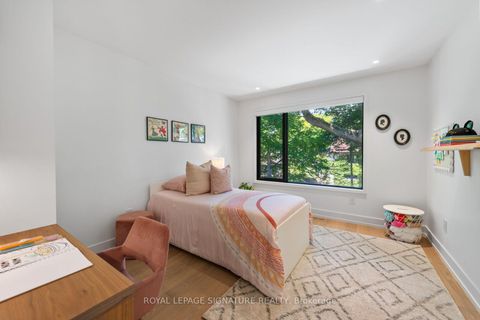 Photo 18 at 20 Duart Park Road, The Beaches, Toronto
