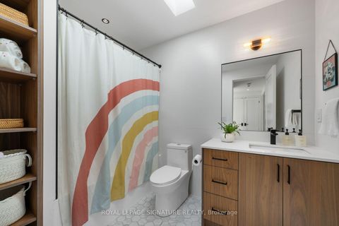 Photo 21 at 20 Duart Park Road, The Beaches, Toronto