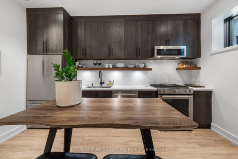 Photo 36 at 20 Duart Park Road, The Beaches, Toronto