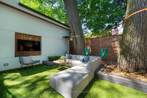Photo 42 at 20 Duart Park Road, The Beaches, Toronto