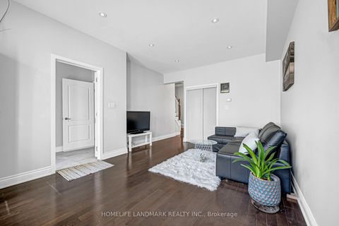 Photo 4 at 293 Murray Ross Parkway, York University Heights, Toronto