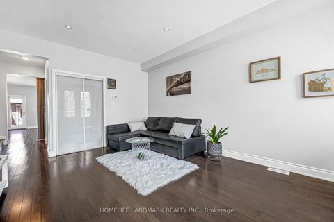 Photo 5 at 293 Murray Ross Parkway, York University Heights, Toronto