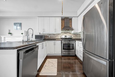 Photo 9 at 293 Murray Ross Parkway, York University Heights, Toronto