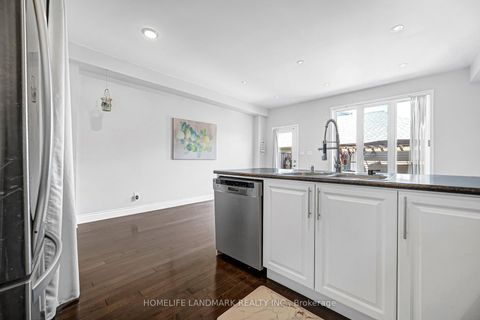 Photo 12 at 293 Murray Ross Parkway, York University Heights, Toronto
