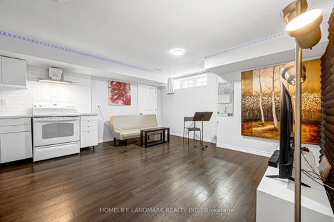 Photo 40 at 293 Murray Ross Parkway, York University Heights, Toronto