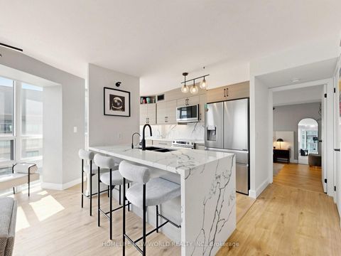 Photo 7 at 1911 - 30 Grand Trunk Crescent, Waterfront Communities C1, Toronto
