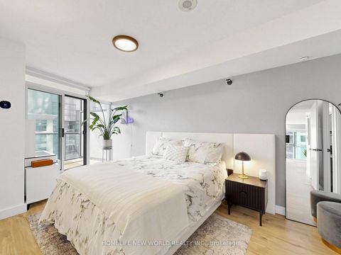 Photo 13 at 1911 - 30 Grand Trunk Crescent, Waterfront Communities C1, Toronto