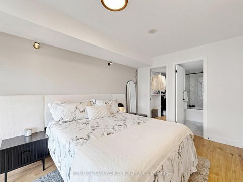 Photo 15 at 1911 - 30 Grand Trunk Crescent, Waterfront Communities C1, Toronto