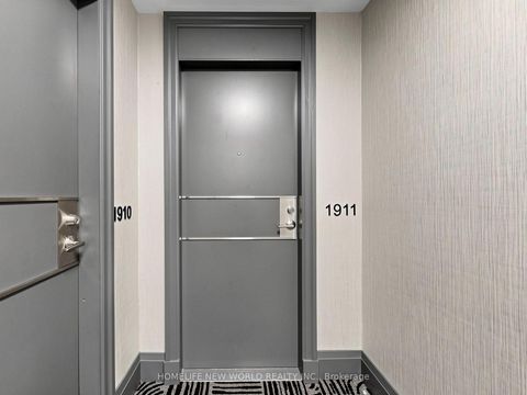 Photo 28 at 1911 - 30 Grand Trunk Crescent, Waterfront Communities C1, Toronto