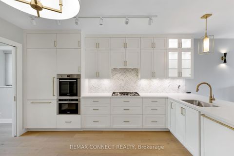 Photo 4 at 16 Rosemount Avenue, Wychwood, Toronto